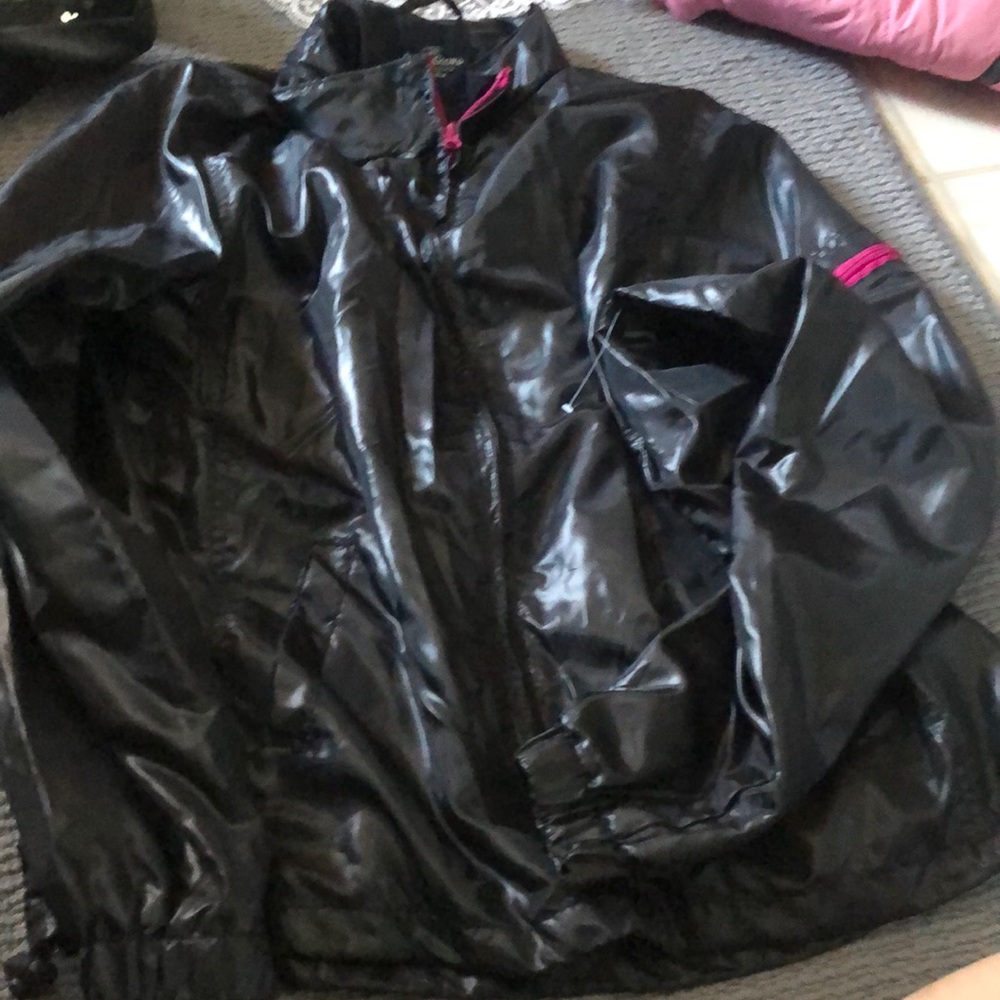 Lightweight rain coat